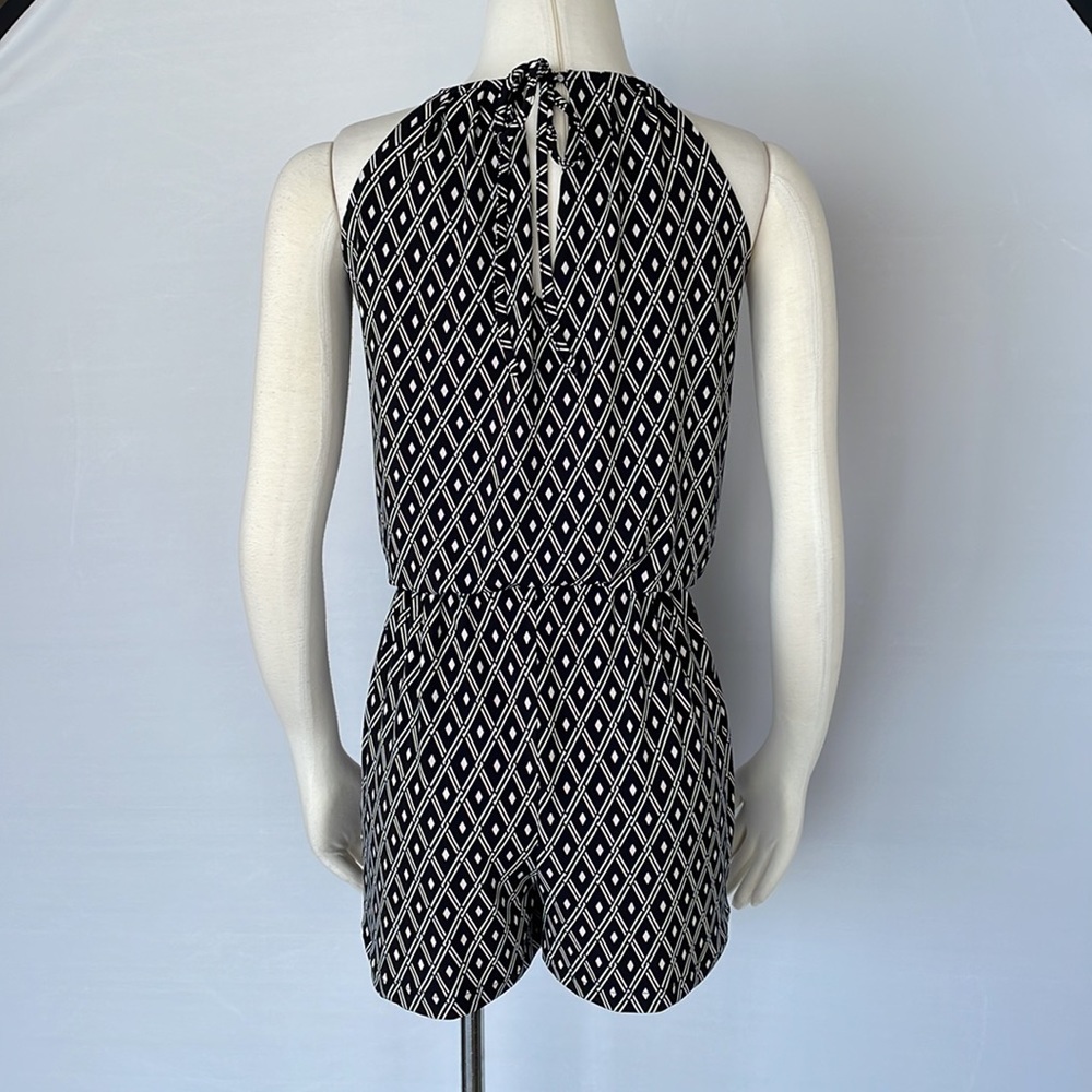 WHBM Geo Knit Romper Size Small - Picture 9 of 9